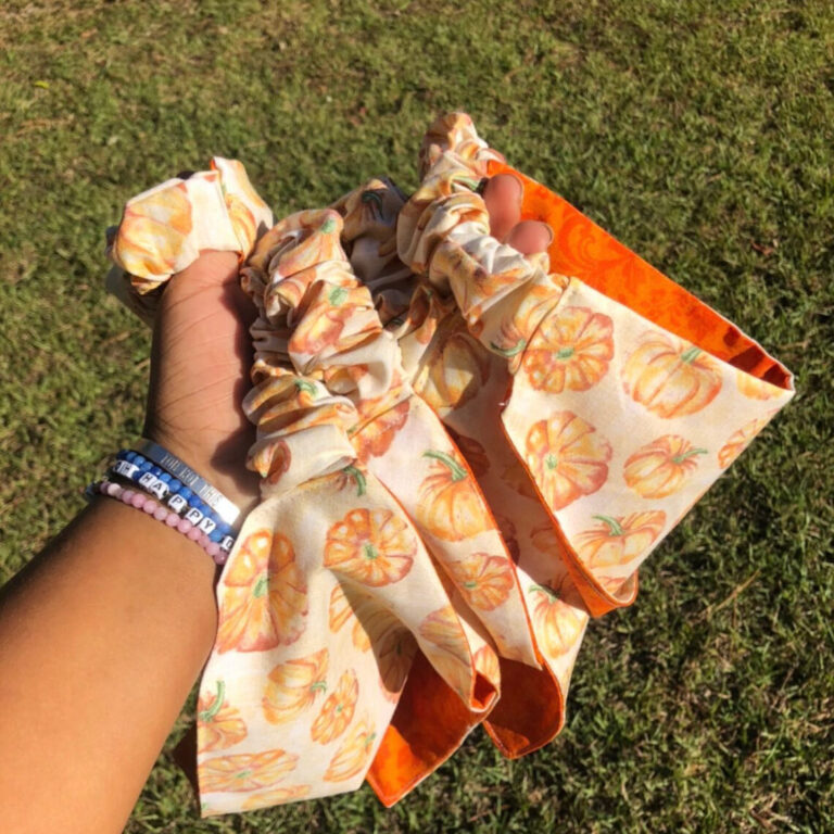 DIY: How to Sew my Bestselling Dog Bandana with Elastic (Video + Elastic Dog Bandana Pattern) &ndash;  Scrunchie Dog Bandana Template &ndash; Slip On Bandana Template-  Elastic Bandana Template &ndash; Sewing Pattern Instructions